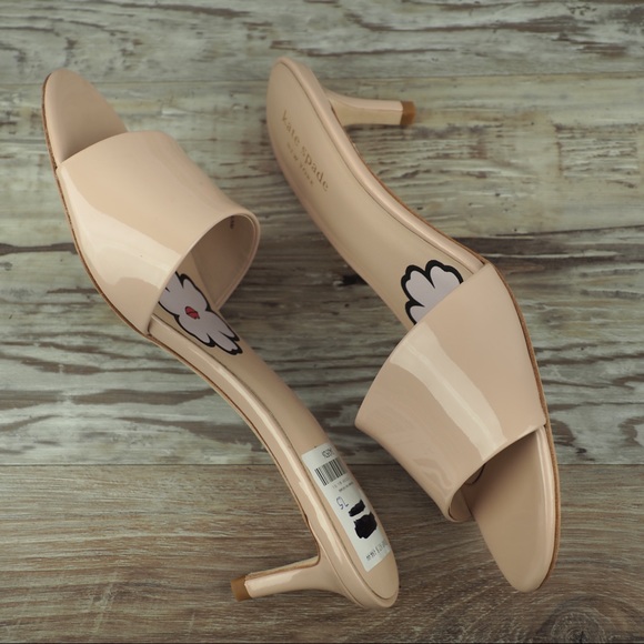 NIB kate spade Savvi sandals size 10 tusk - Picture 7 of 8